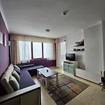 Apartment превъзходен на пистата и гледка към планините - къщата на мечтите -